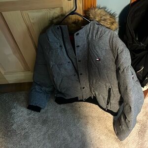 Tommy Hilfiger men’s winter coat with fur hood worn only a couple of times
